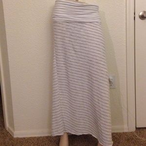 Roxy fold over long skirt